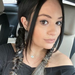 Meet your Posher, Gabrielle